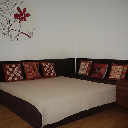 Lion Medena, Big Size, High Ceilings Apartment Bratislava