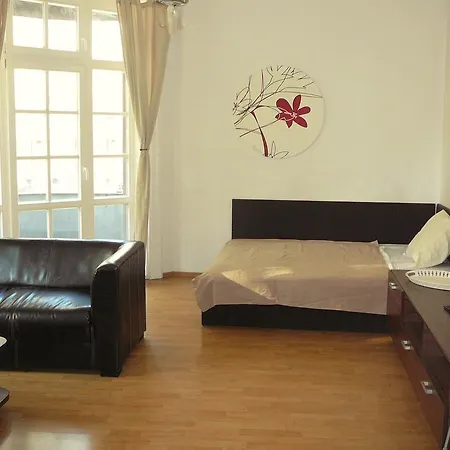 Lion Medena, Big Size, High Ceilings Apartmán Bratislava